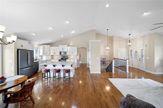 6700 NE 70th Terrace, Kansas City, MO 64119