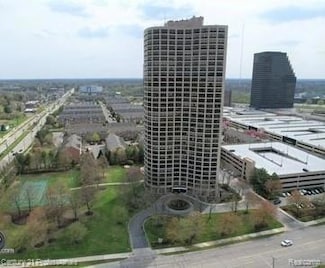 5000 Town Center Unit 2505, Southfield, MI 48075