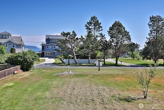 2021 Shore Ave, Freeland, WA 98249