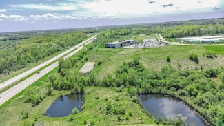 1275 W Paradise Dr, West Bend, WI 53095