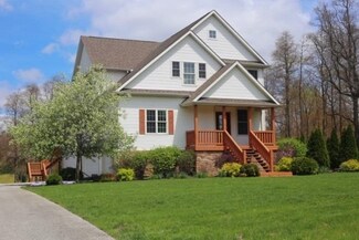 78 E 1100 N, Wheatfield, IN 46392