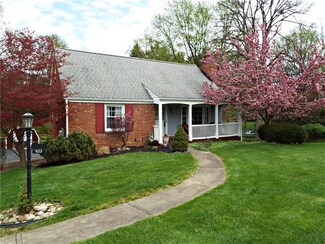 922 Bebout Rd, Venetia, PA 15367