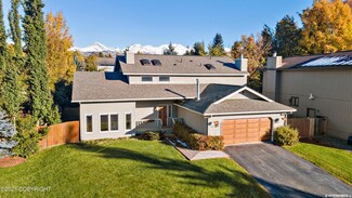 12811 Wellsford Cir, Anchorage, AK 99516