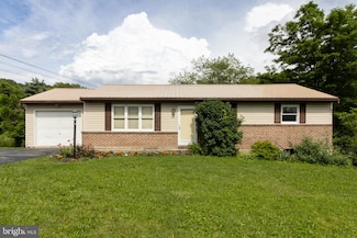 25 Pheasant Run, York Haven, PA 17370