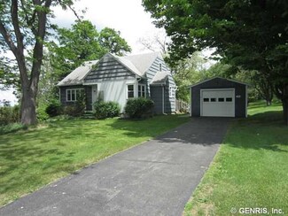 24 Oakmount Ave, Bloomfield, NY 14469