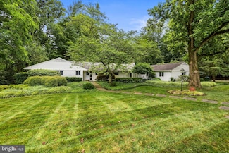 10815 Longacre Ln, Stevenson, MD 21153