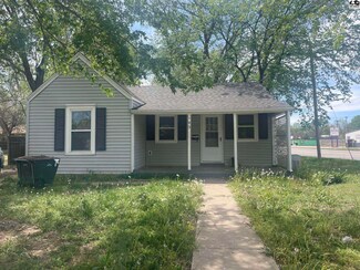 103 S New St, Pratt, KS 67124