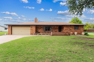 604 N Countryside St, Andale, KS 67001