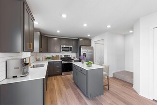 10443 Glenbrook Ave S, Cottage Grove, MN 55016