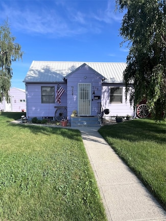 338 5th Ave SE, Cut Bank, MT 59427