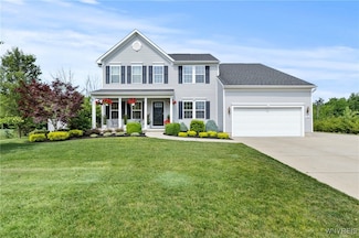 5042 Woodway Ct, Hamburg, NY 14075