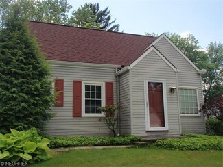 2520 Phelps Ave, Cuyahoga Falls, OH 44223