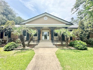 300 S Sewell Place, Bunkie, LA 71322