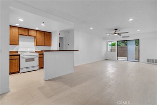 700 W 3rd St Unit A104, Santa Ana, CA 92701