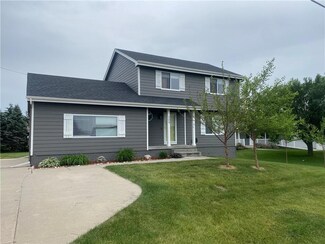 309 2nd St NW, Bondurant, IA 50035