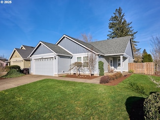 695 N Juniper Ct, Canby, OR 97013