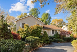 20 Clark St, Salem, MA 01970