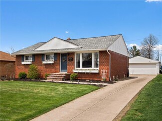 10854 Schwab Dr, Parma, OH 44130
