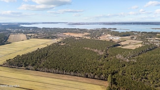 1674 State Route 101, Beaufort, NC 28516