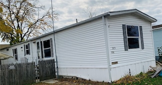 245 Manton St, Pawtucket, RI 02861