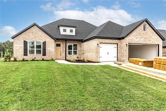 806 Soldera Rd, Springdale, AR 72762