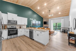 68 Meg Marie Ln Unit B, Branson, MO 65616