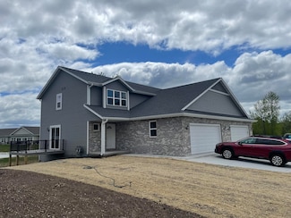 412 Emerald Ct, Kewaskum, WI 53040
