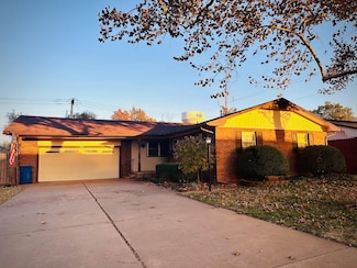 1921 Pontiac Dr, Enid, OK 73703