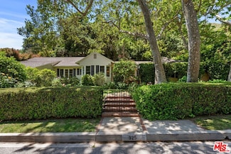 925 Chantilly Rd, Los Angeles, CA 90077