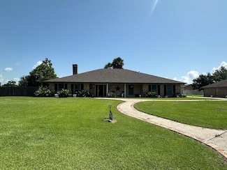 4011 Kerr Dr, Bourg, LA 70343