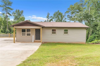 127 Oak Ridge Cir, Seneca, SC 29678