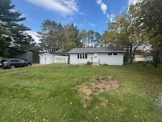 1013 Washington Ave, Cloquet, MN 55720