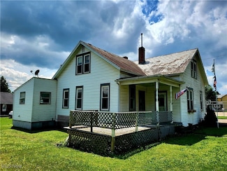 323 5th St, Lowell, OH 45744