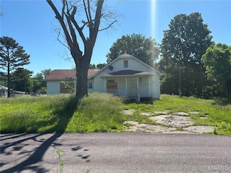 6966 Front St, Barnhart, MO 63012
