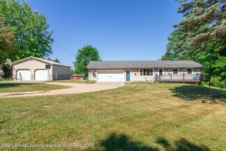 2457 N Ionia Rd, Vermontville, MI 49096