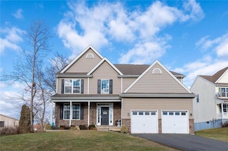 3601 Cobblestone Ln, Whitehall, PA 18052