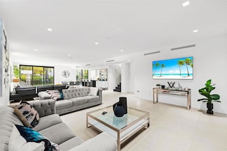 2572 NE 182nd Terrace, North Miami Beach, FL 33160