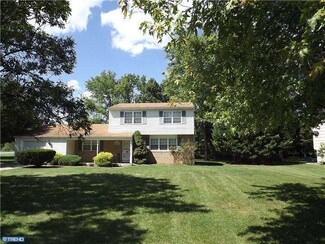 441 Cedar Ln, Mickleton, NJ 08056