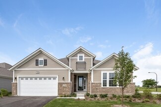 3811 Chesapeake Ln, Naperville, IL 60564