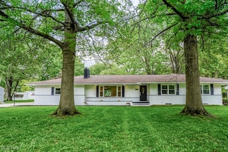 392 Vinewood Ave, Tallmadge, OH 44278
