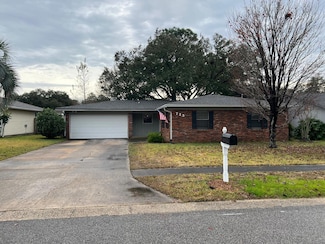 723 Clark Dr NW, Fort Walton Beach, FL 32547
