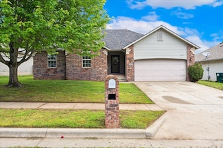 4421 W Tilden St, Springfield, MO 65802
