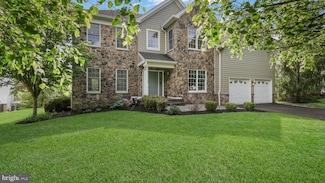 2270 Hedgerow Ln, Furlong, PA 18925