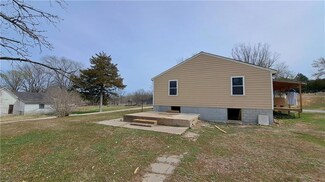 1034 Traders Ave, Fall River, KS 67047