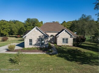 3807 Carriage Pointe Dr, Crestwood, KY 40014
