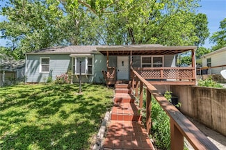 712 NE 45th St, Kansas City, MO 64116