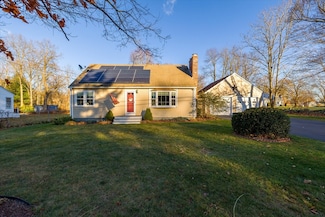 1912 Hill St, Northbridge, MA 01534