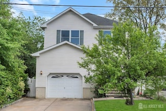 104 George St, South River, NJ 08882