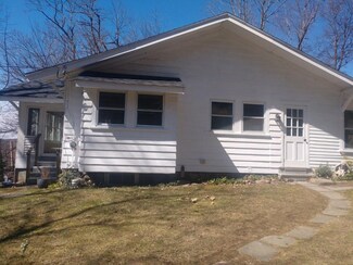 18 Riverview St, Haverhill, MA 01830