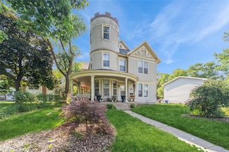 1418 E 9th St, Des Moines, IA 50316